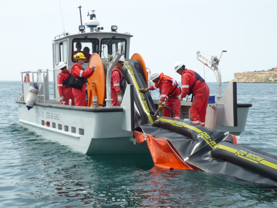 oil spill containment boom and skimmer